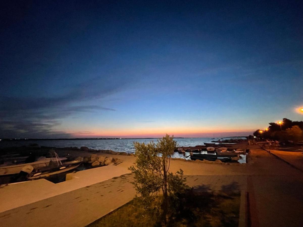 Villa Dea - Dein Rueckzugsort Am Meer Mit Beheiztem Pool Врси Екстериор снимка